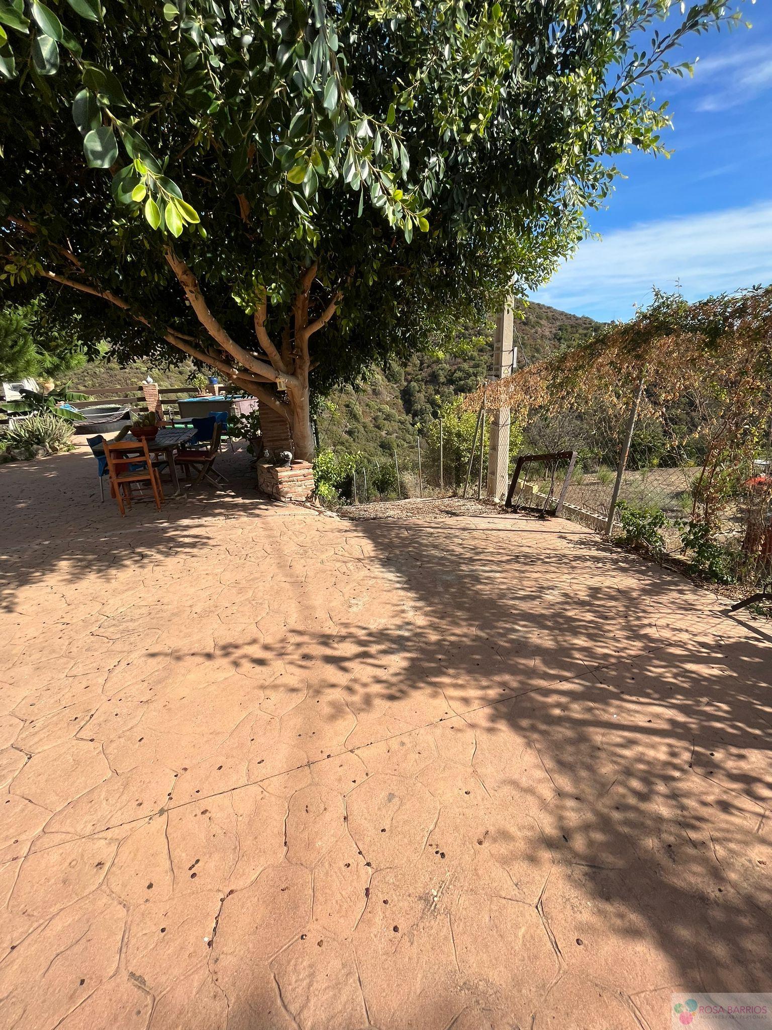 Zu verkaufen von landgrundstück in
 Estepona