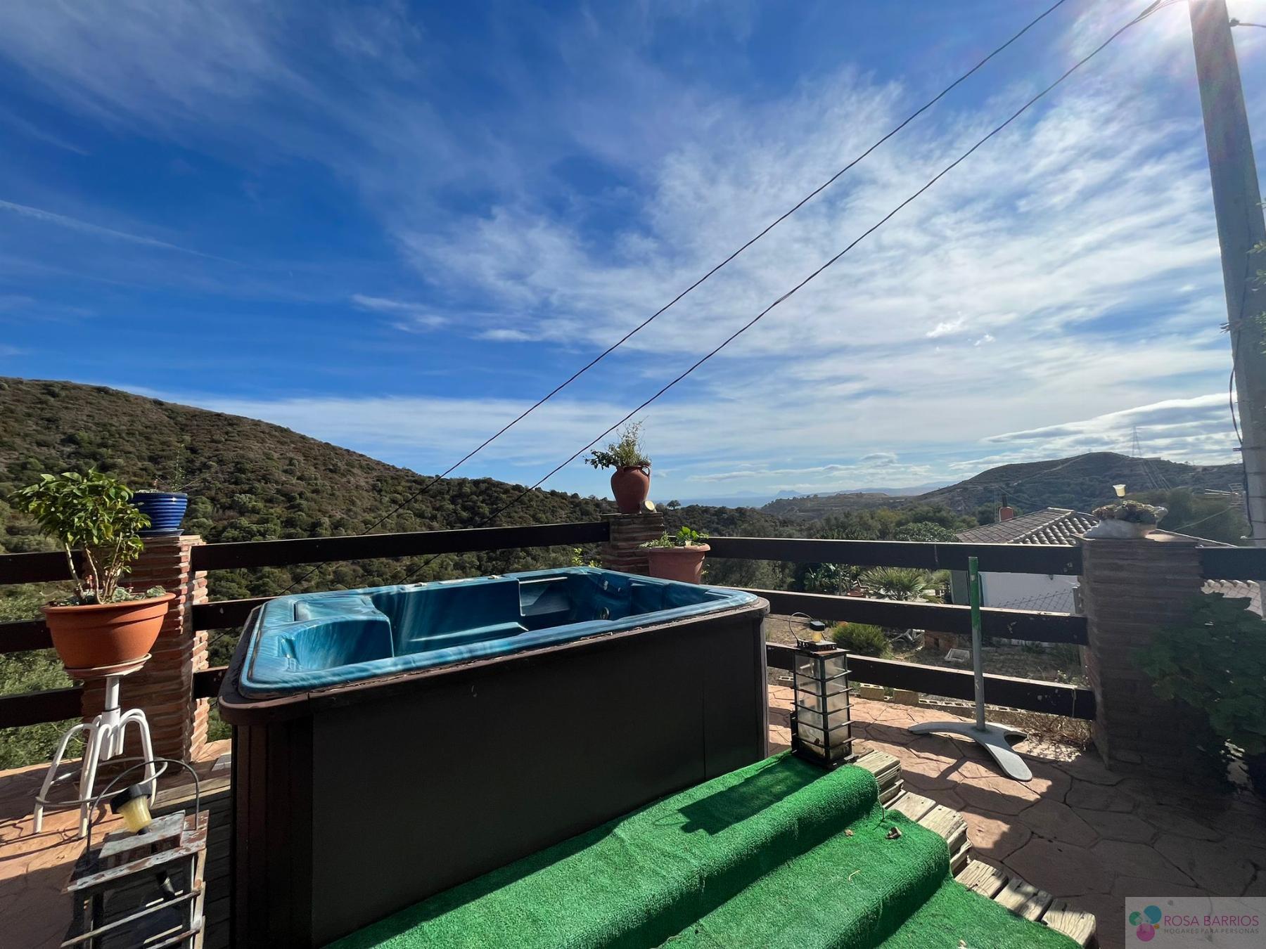 Zu verkaufen von landgrundstück in
 Estepona