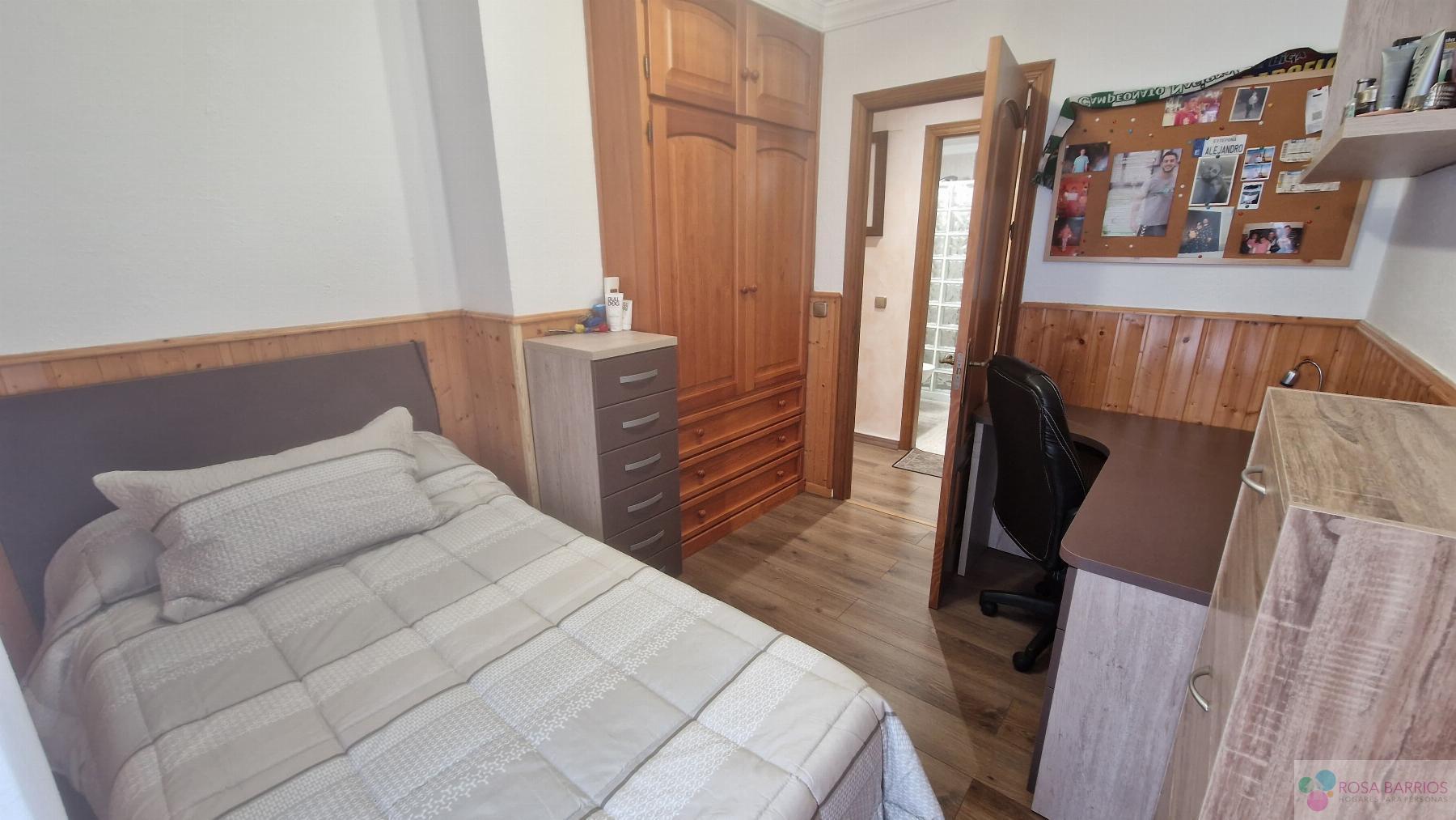 For sale of flat in Estepona