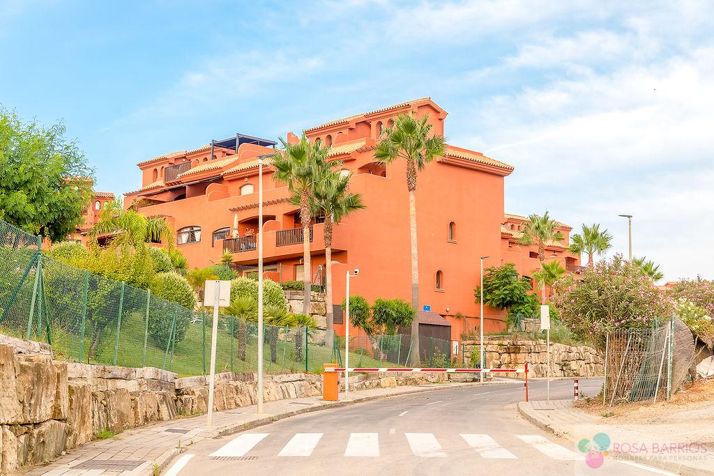 For sale of garage in Estepona