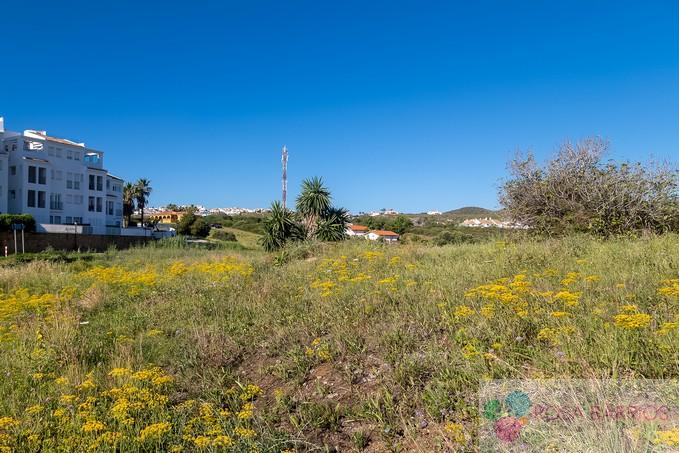 For sale of land in Manilva