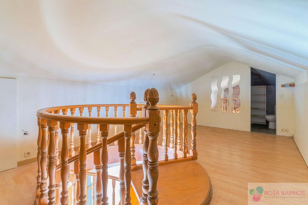Zu verkaufen von chalet in
 Estepona