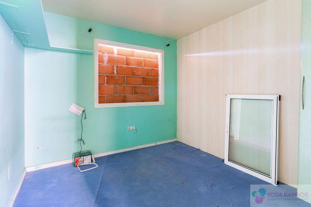 Zu verkaufen von chalet in
 Estepona