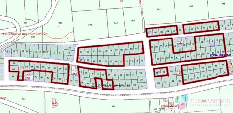 For sale of land in Almogía