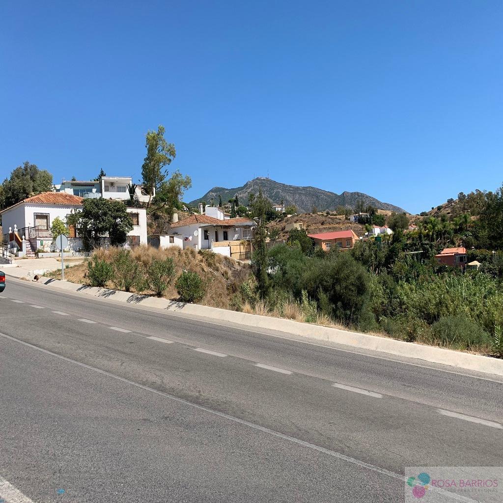 For sale of land in Mijas