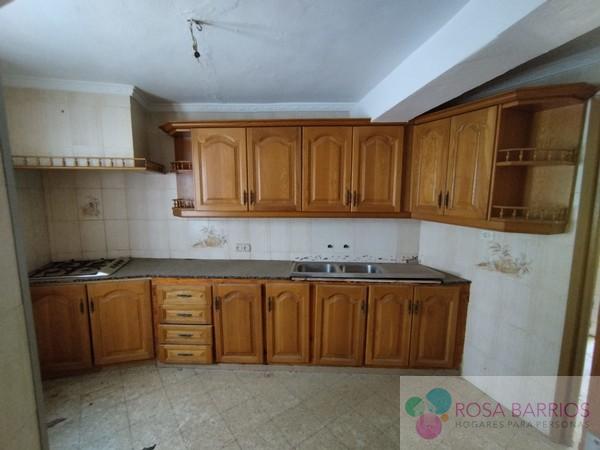 Venta de chalet en Tolox