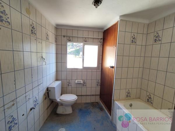 Venta de chalet en Tolox