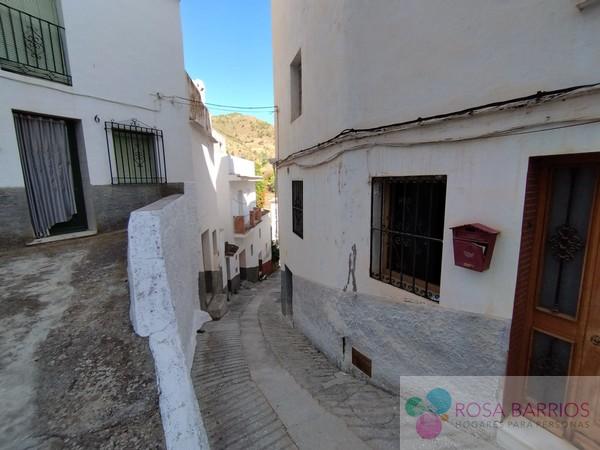 Venta de chalet en Tolox