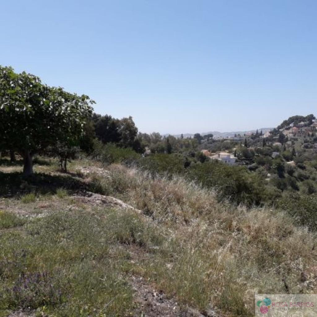 For sale of land in Mijas