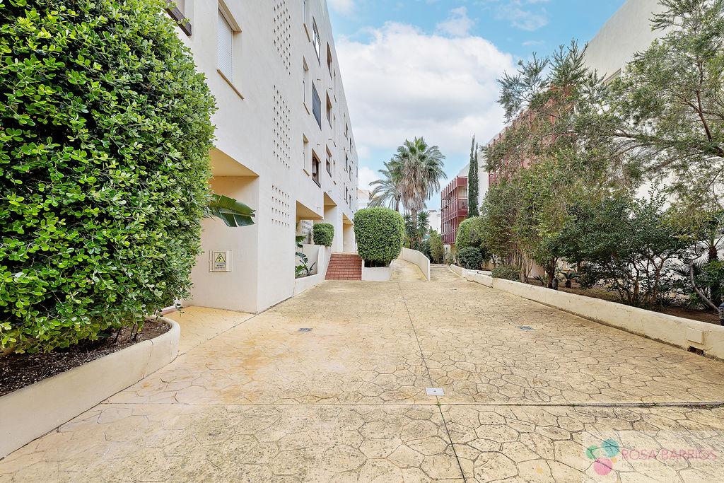 For sale of flat in Manilva