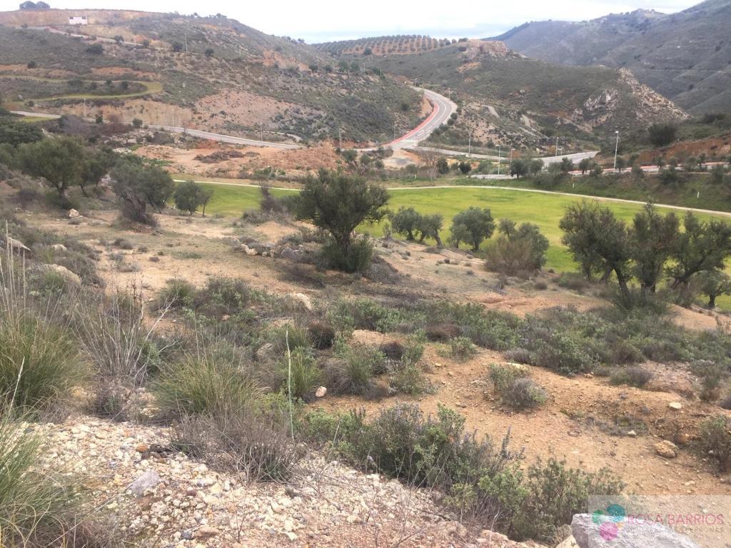 Venta de terreno en Antequera