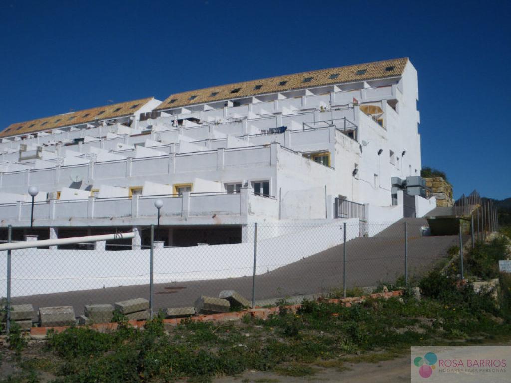 For sale of garage in Estepona