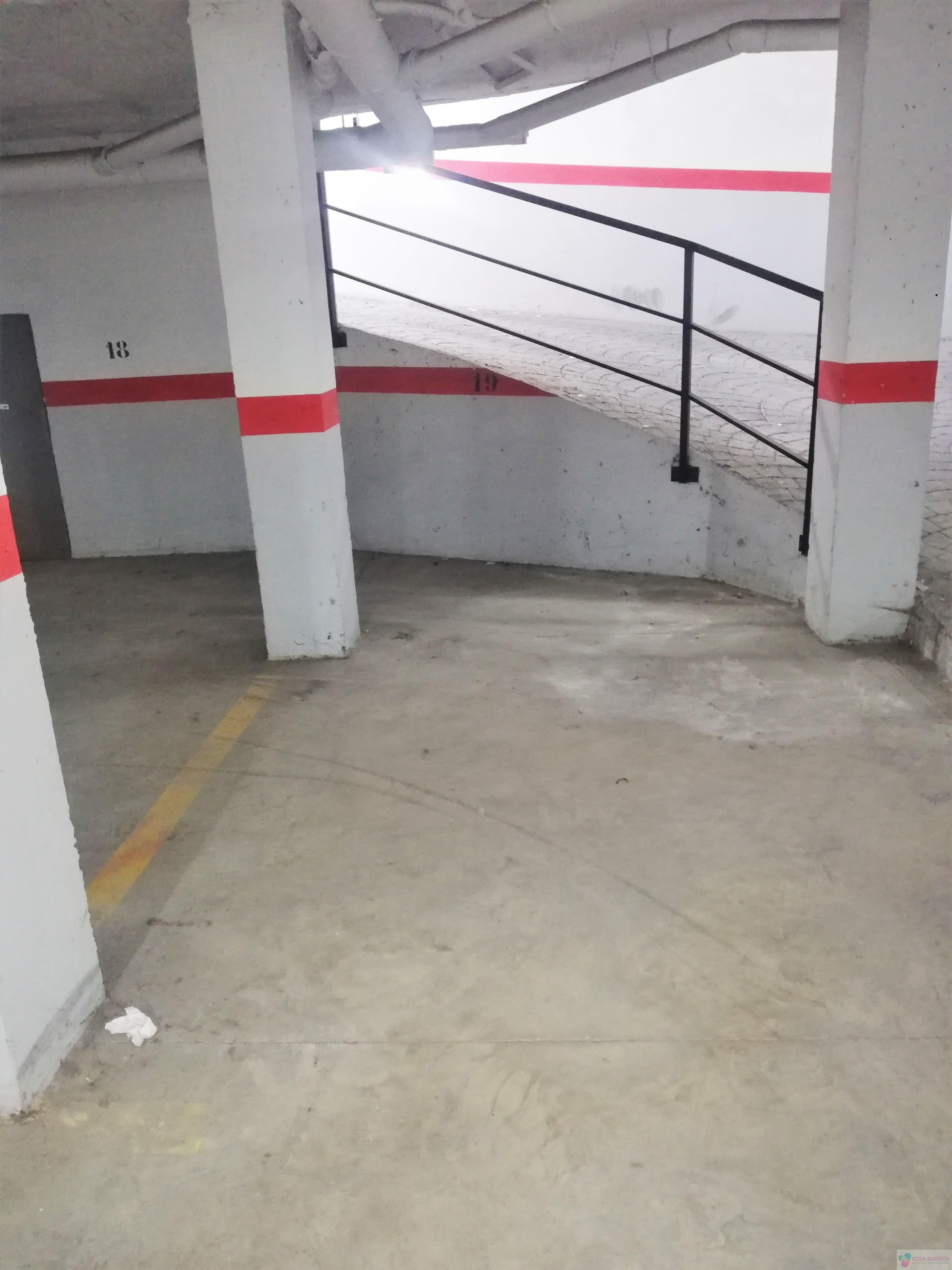 Zu verkaufen von garage in
 Mollina