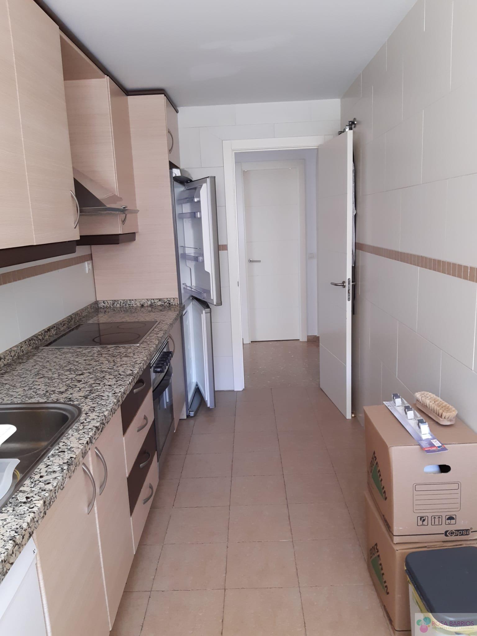 Venta de piso en Estepona