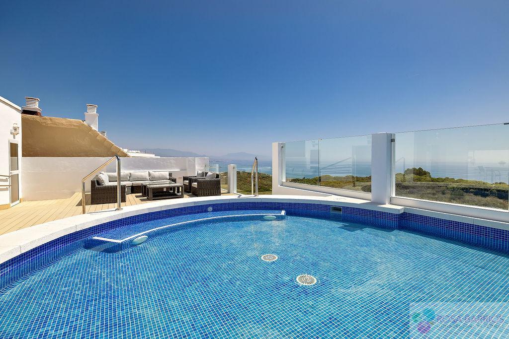 For sale of apartment in Manilva