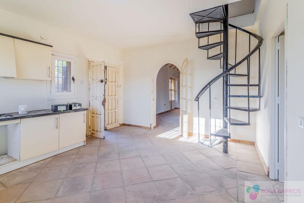 Zu verkaufen von chalet in
 Estepona