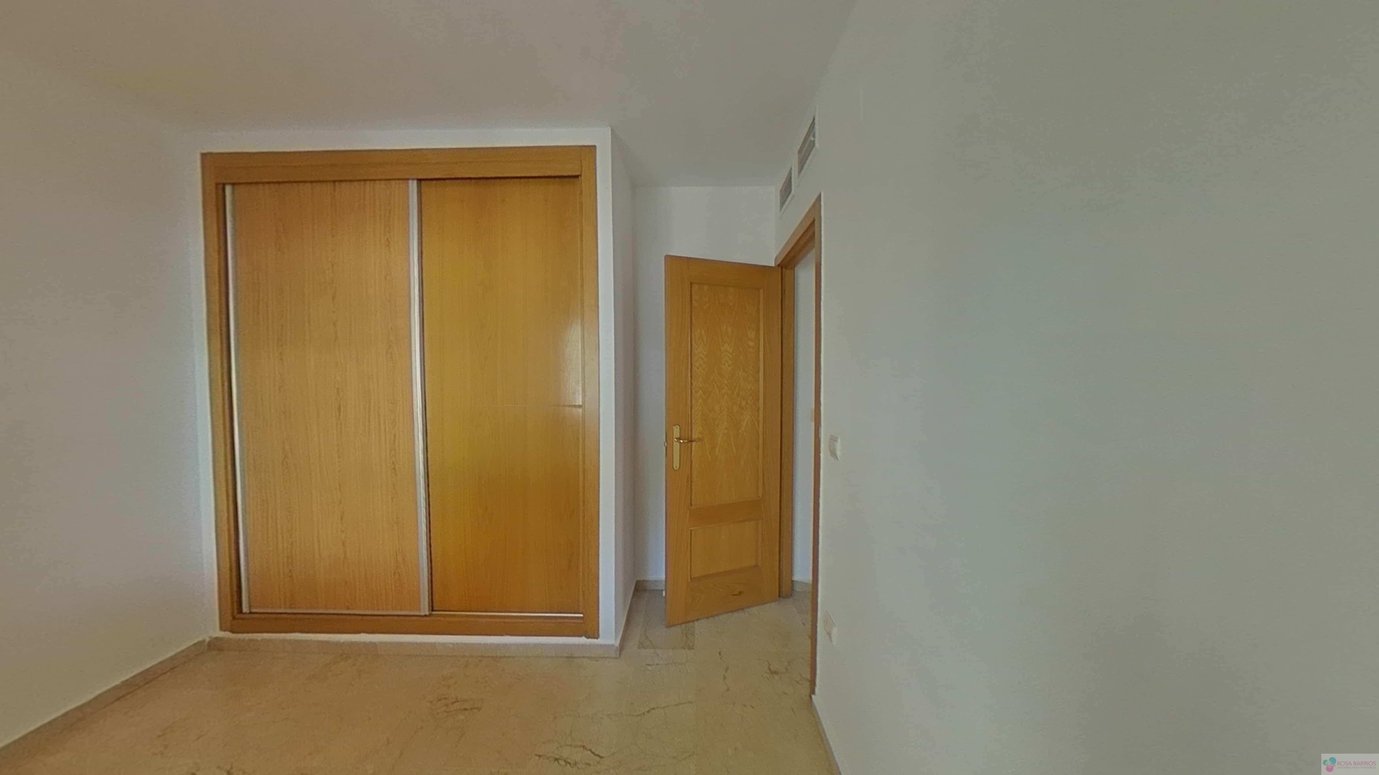 For sale of flat in Mijas
