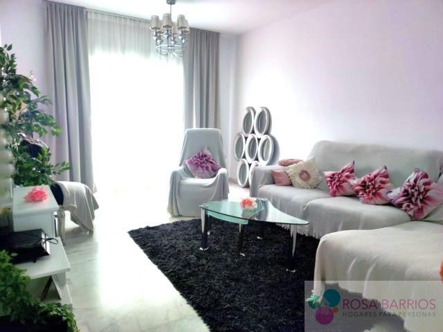 For sale of flat in Estepona