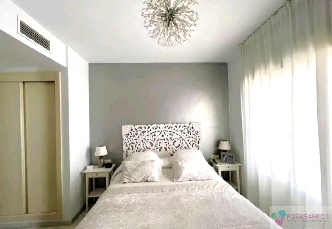 For sale of flat in Estepona