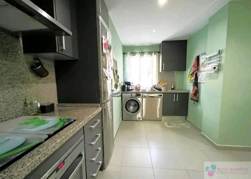 For sale of flat in Estepona