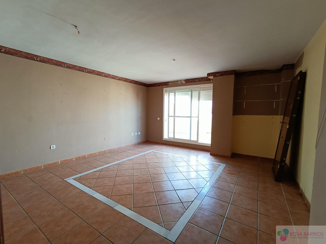 Venta de piso en Estepona