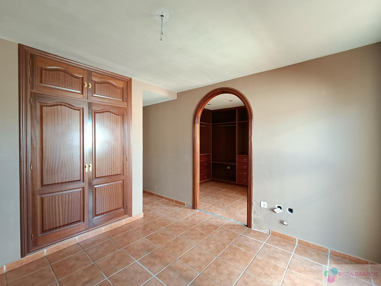 Venta de piso en Estepona