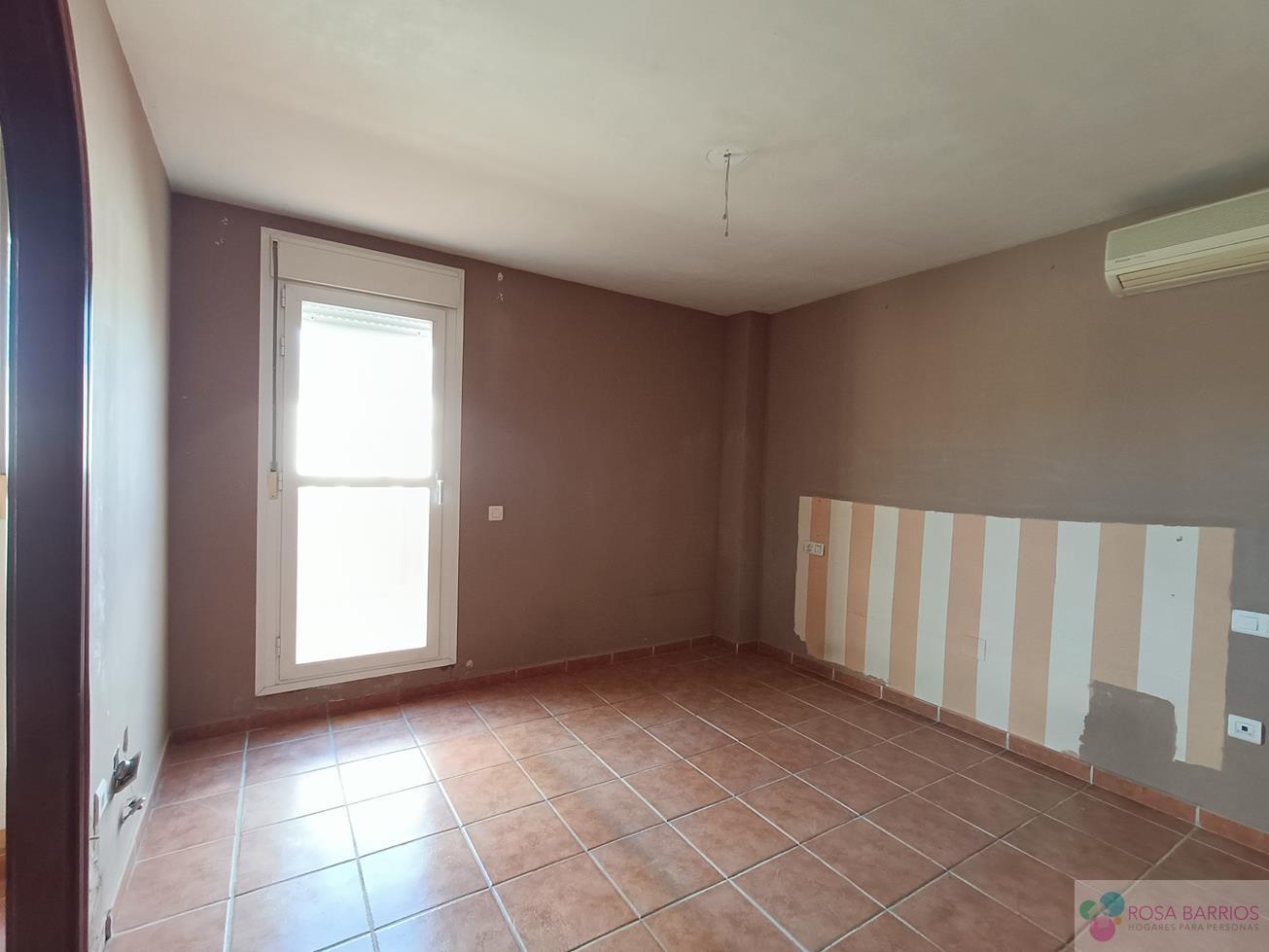 Venta de piso en Estepona