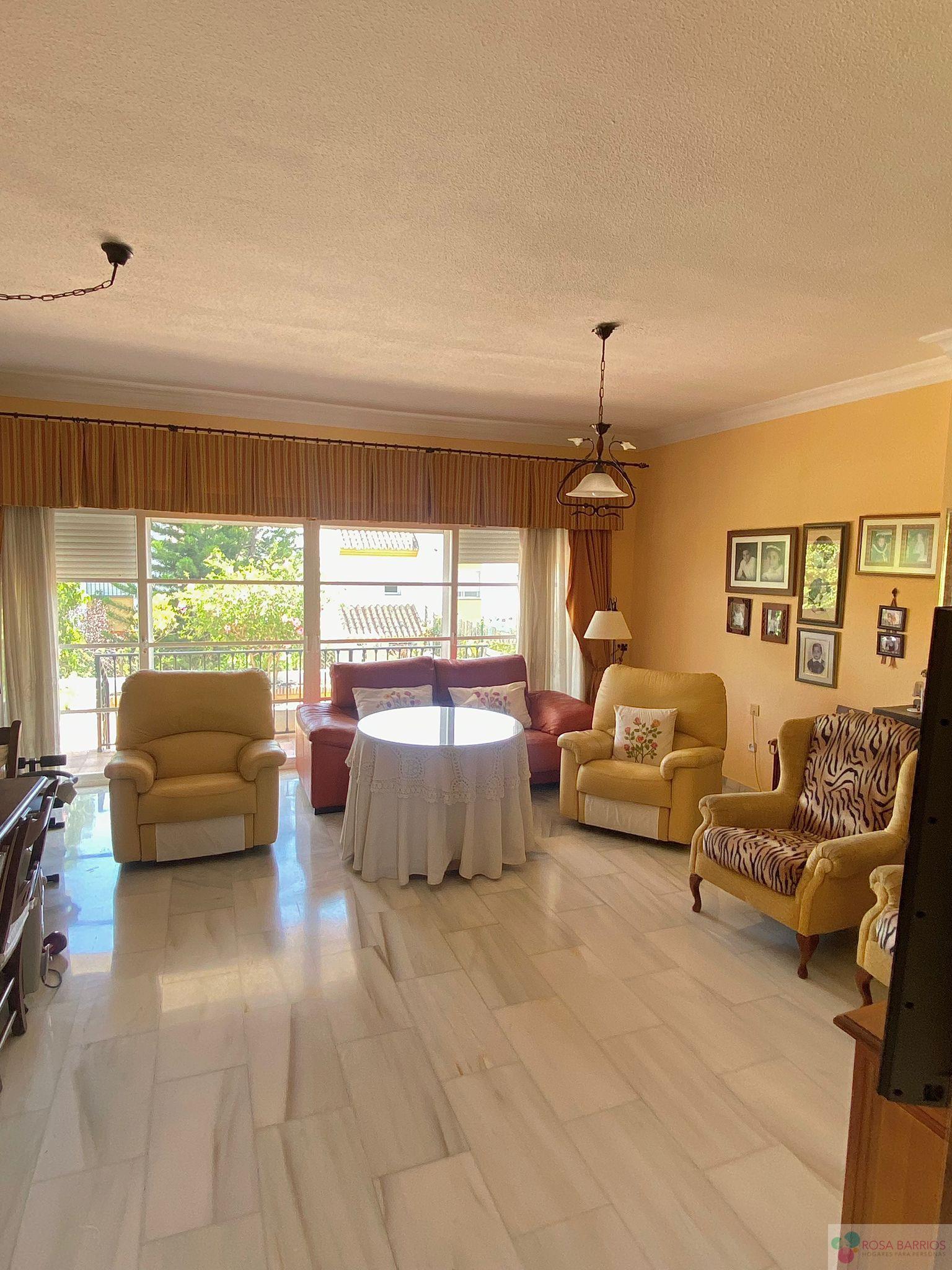 For sale of house in Estepona