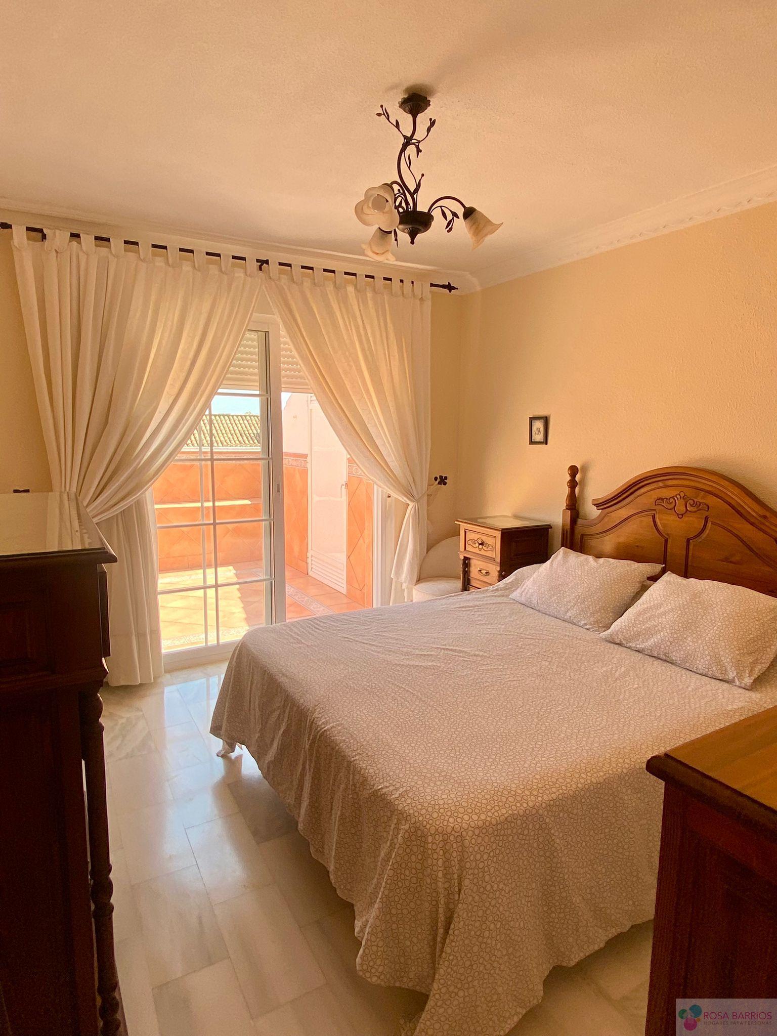 For sale of house in Estepona