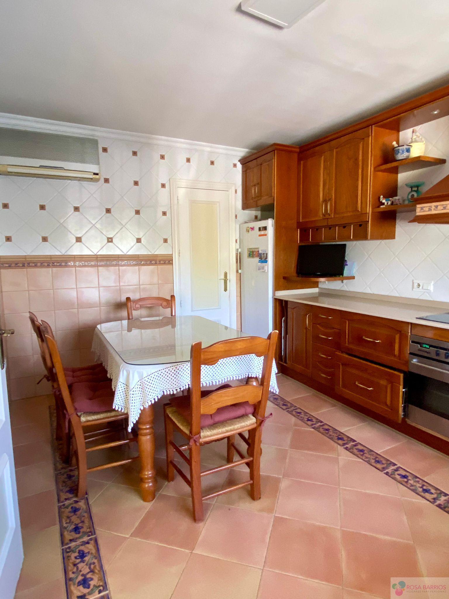 For sale of house in Estepona