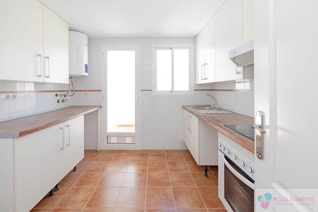 For sale of flat in Casares