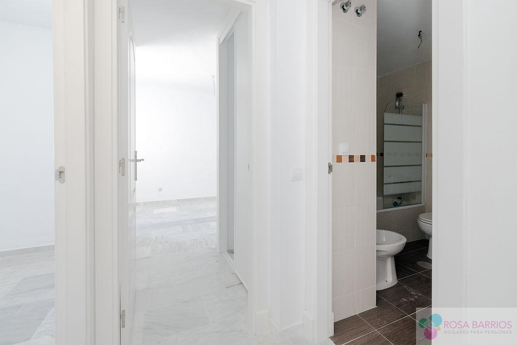For sale of flat in Casares