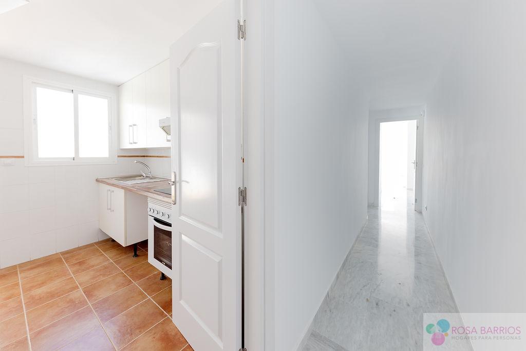 For sale of flat in Casares