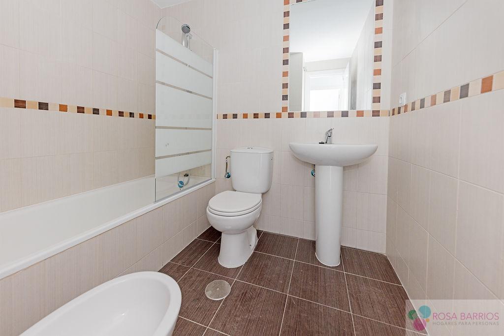For sale of flat in Casares
