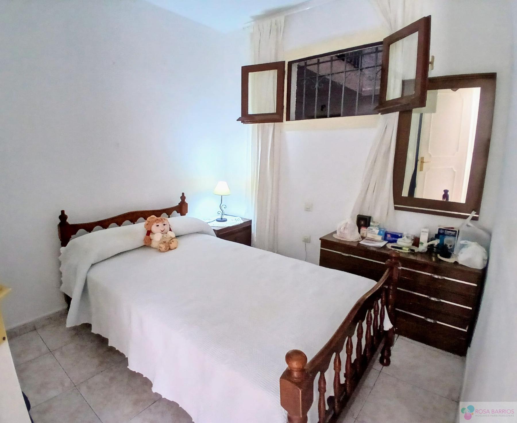 For sale of flat in San Pedro de Alcántara
