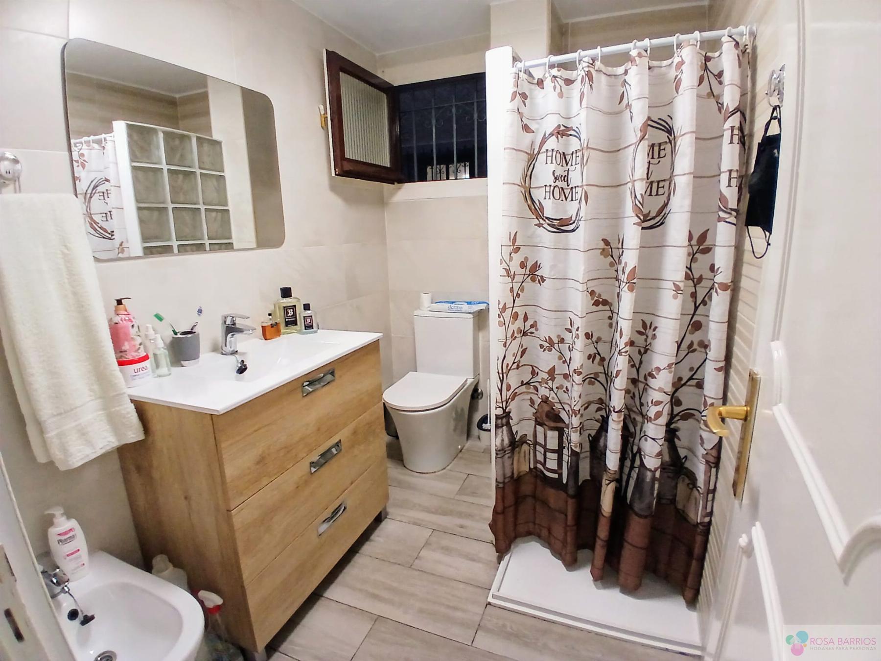 For sale of flat in San Pedro de Alcántara