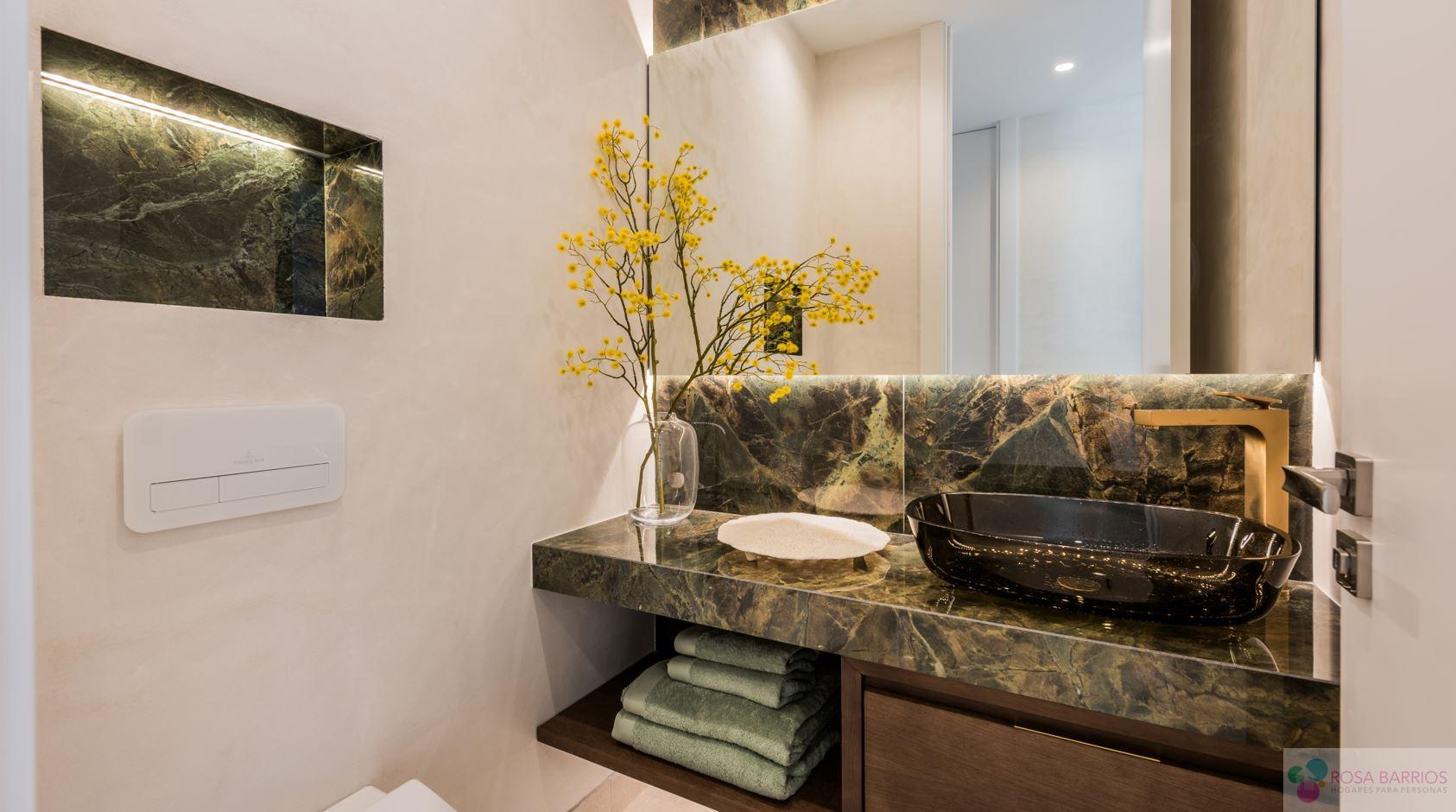 For sale of flat in Estepona