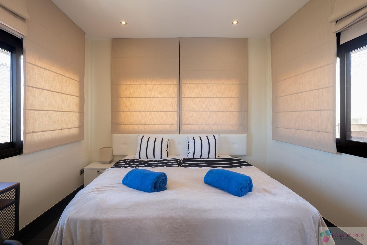 For sale of penthouse in Estepona