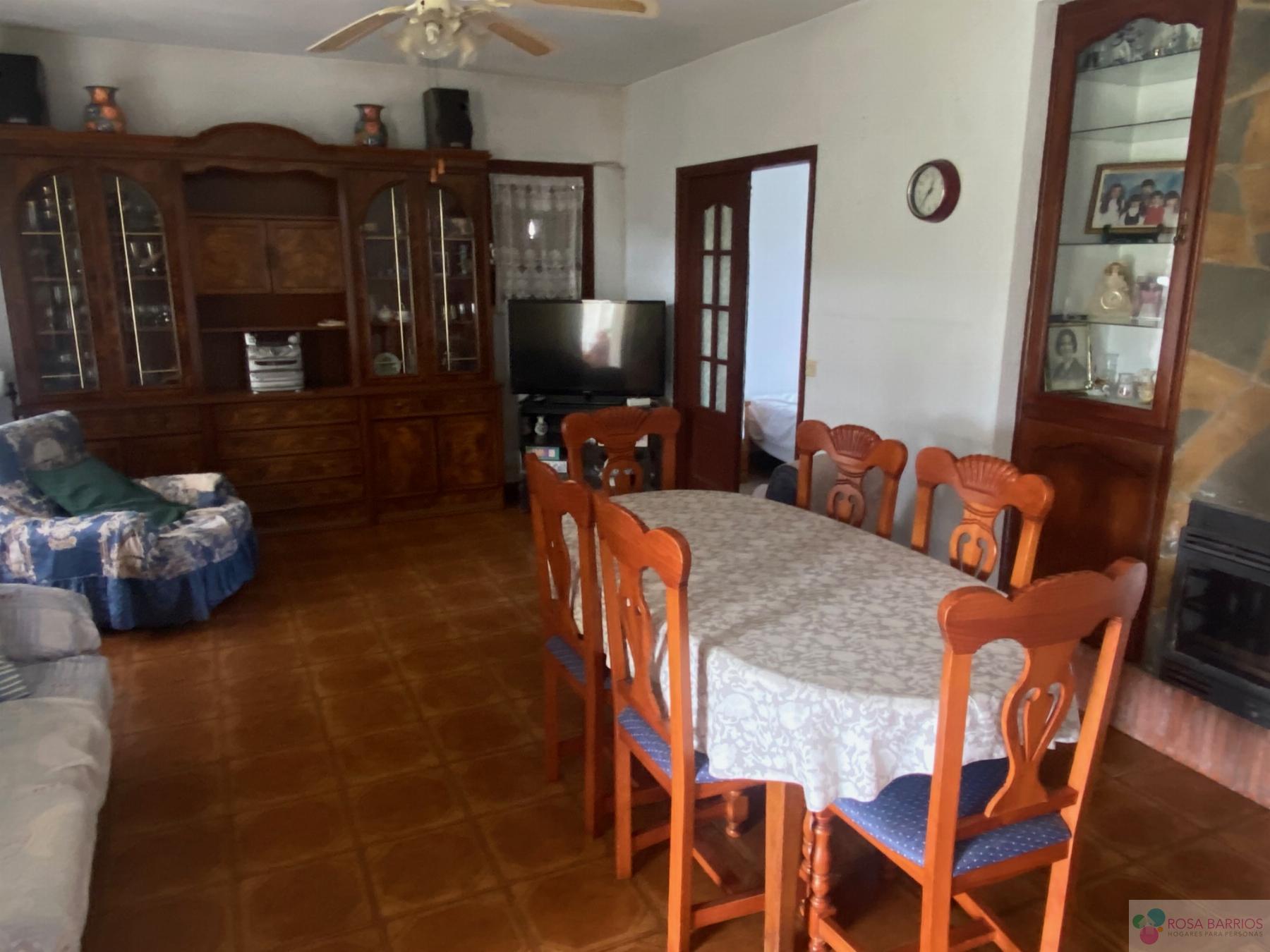 Zu verkaufen von chalet in
 Estepona