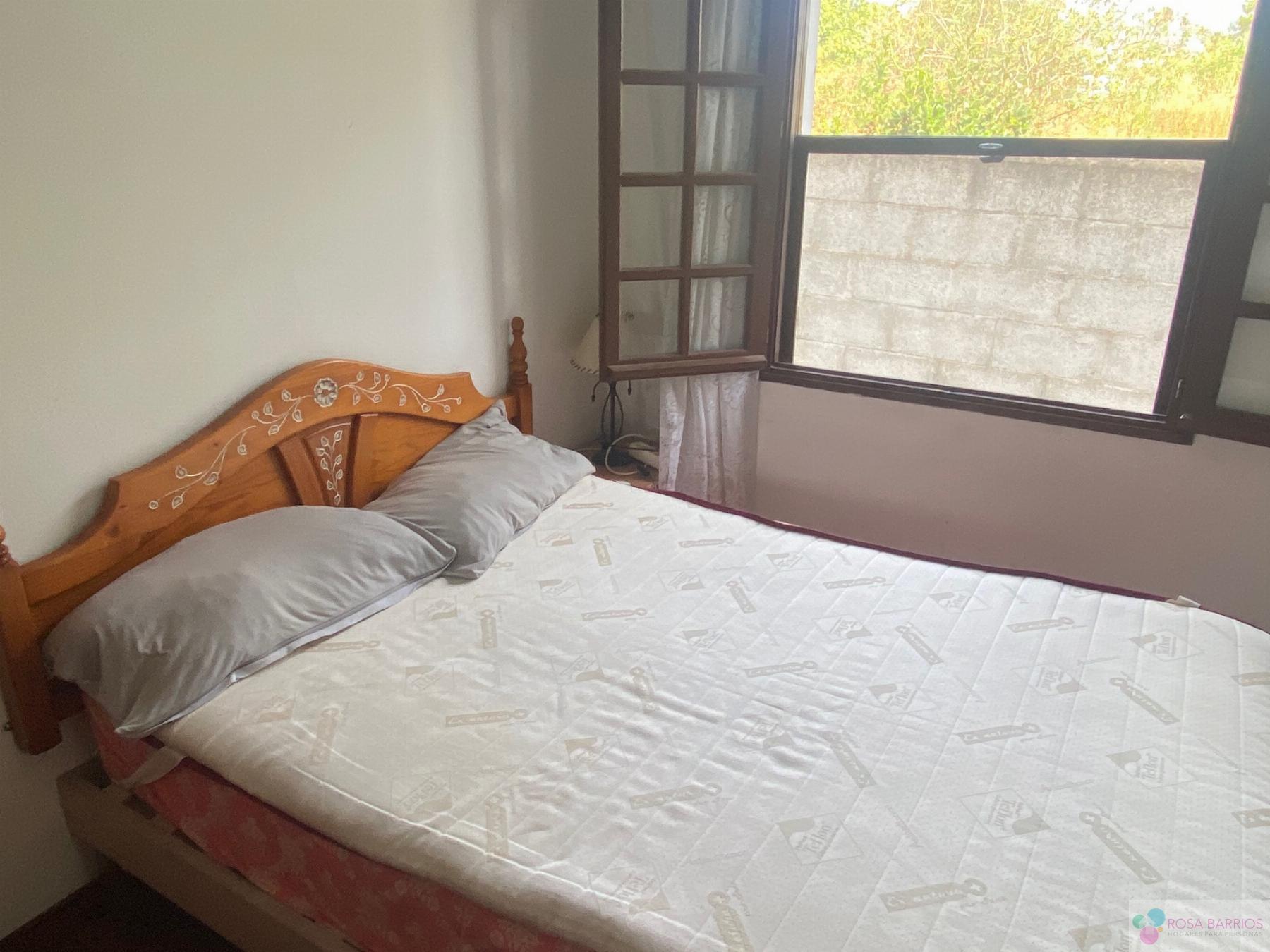 Zu verkaufen von chalet in
 Estepona