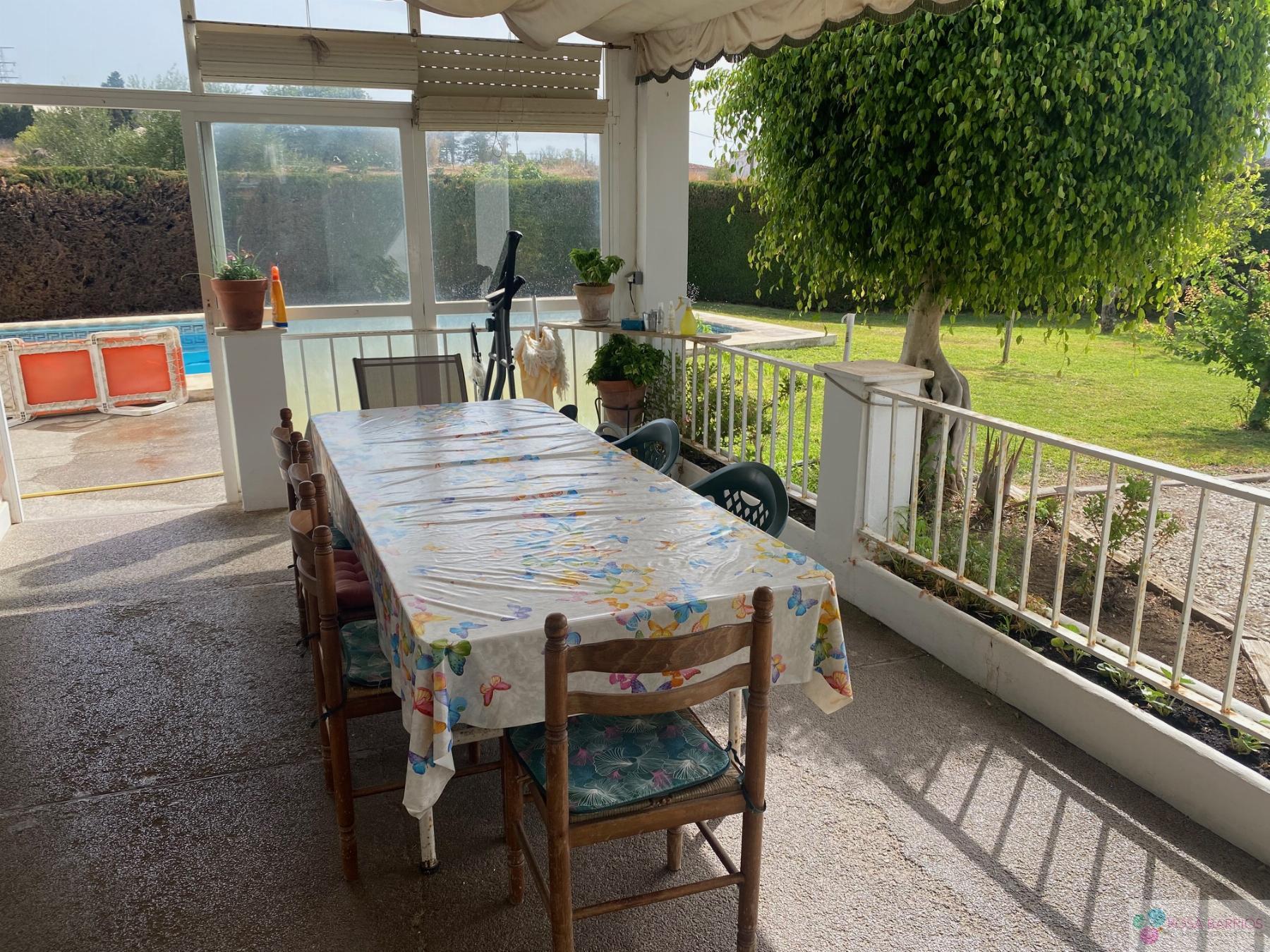 Zu verkaufen von chalet in
 Estepona