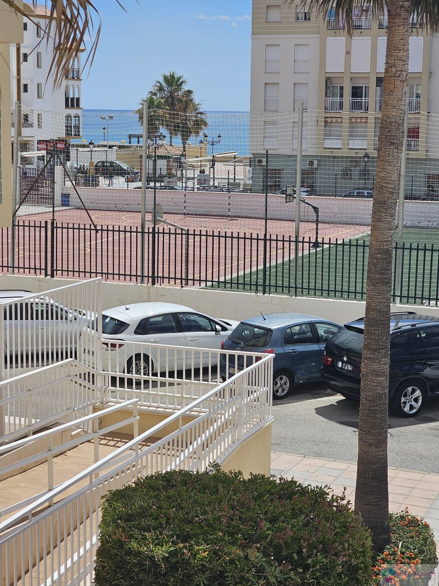 For sale of flat in San Luis de Sabinillas