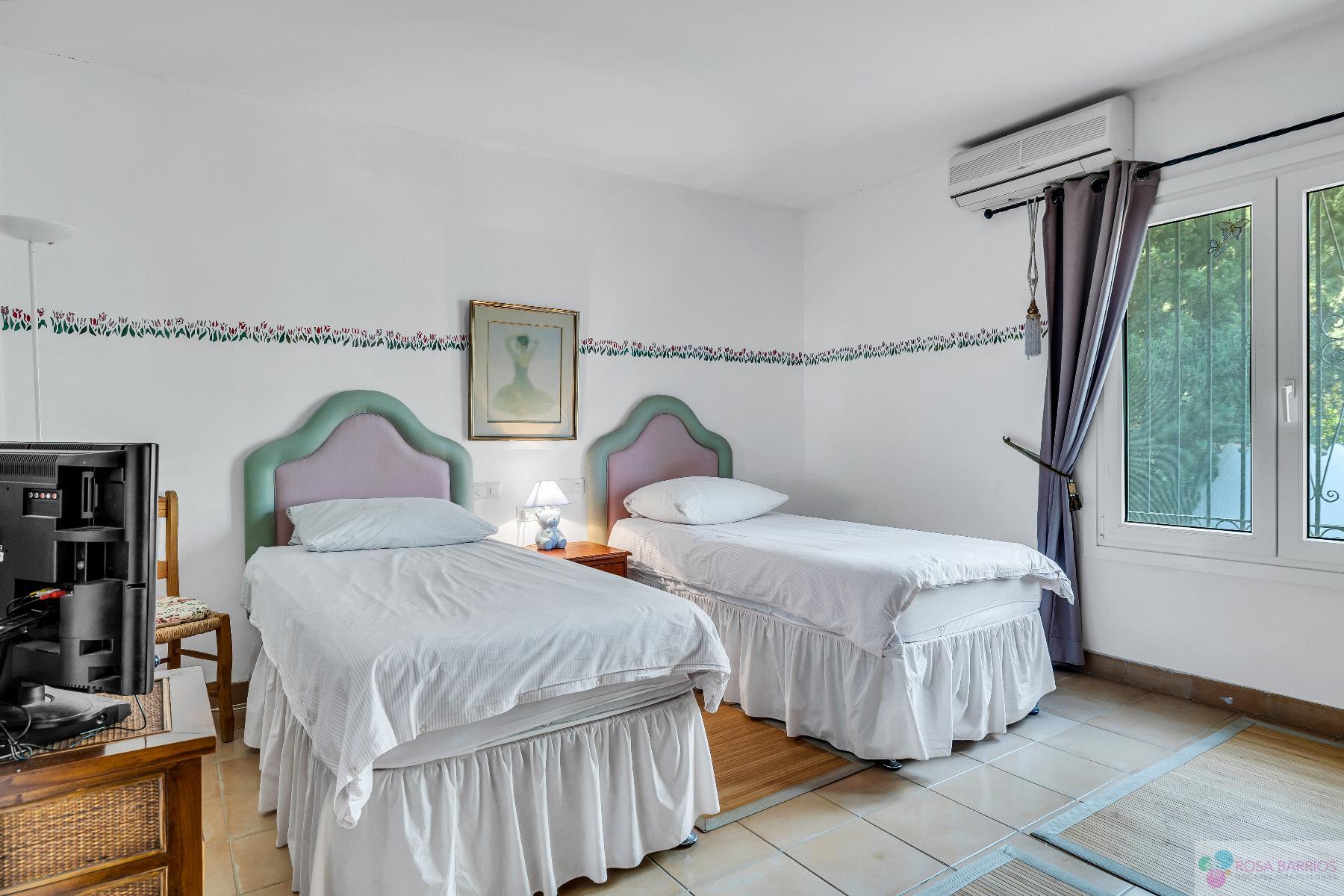 Venta de chalet en Estepona