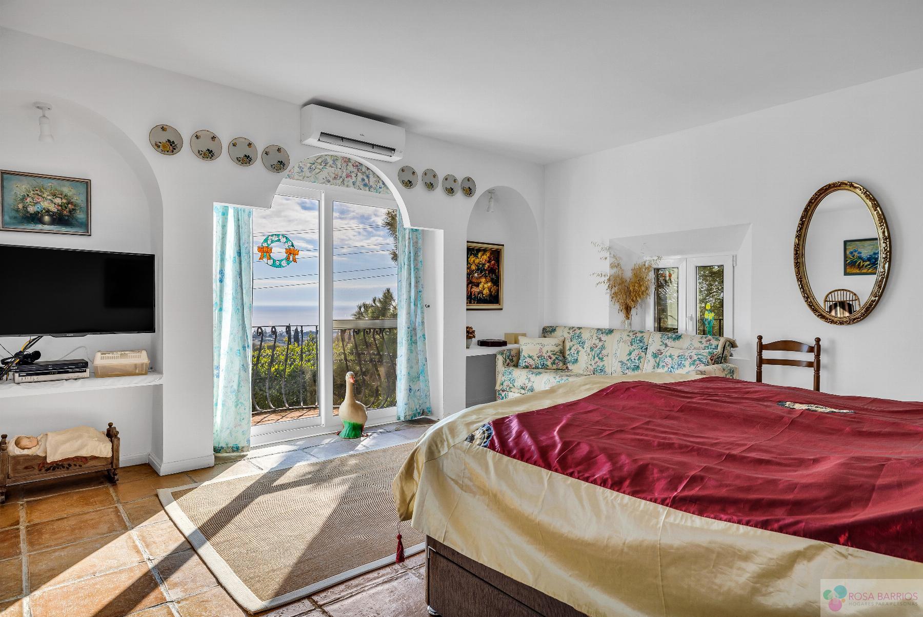 Venta de chalet en Estepona