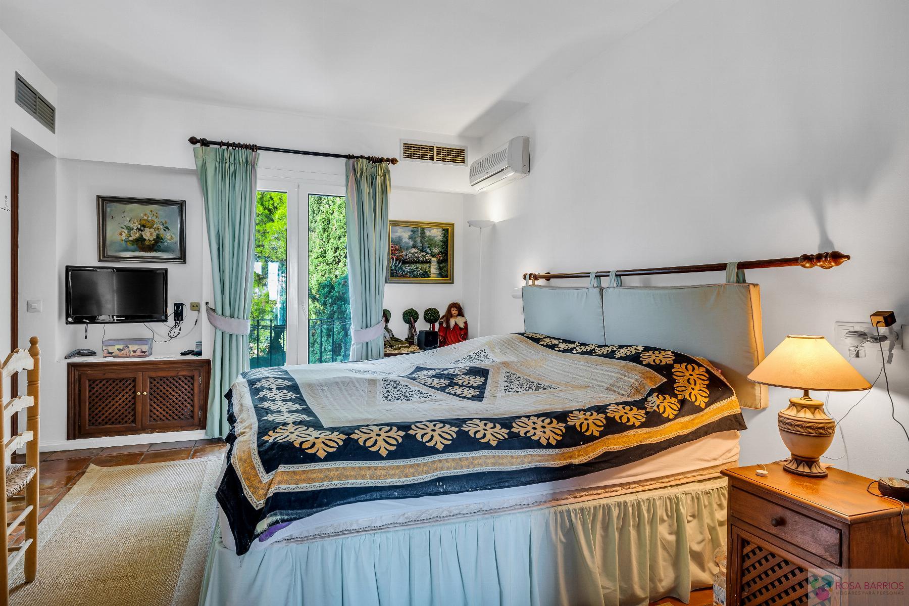 Venta de chalet en Estepona