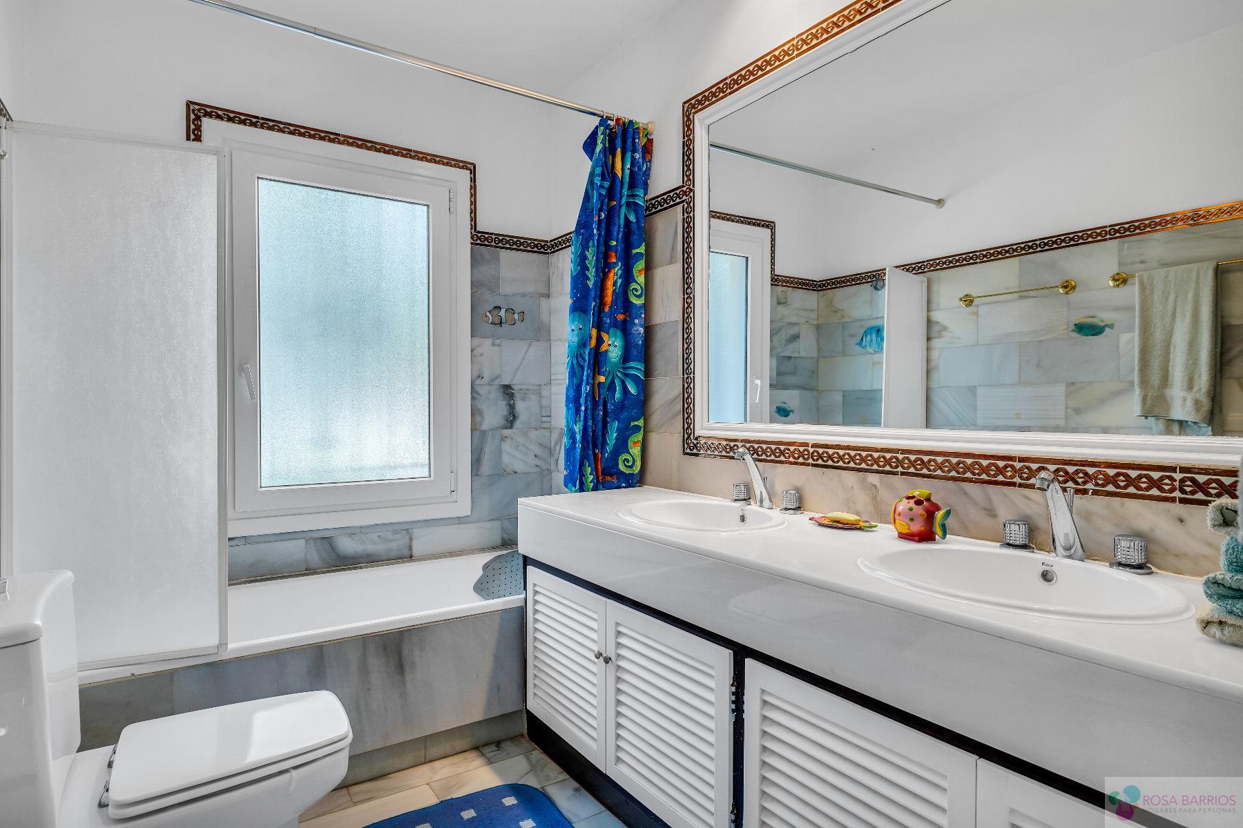 Venta de chalet en Estepona