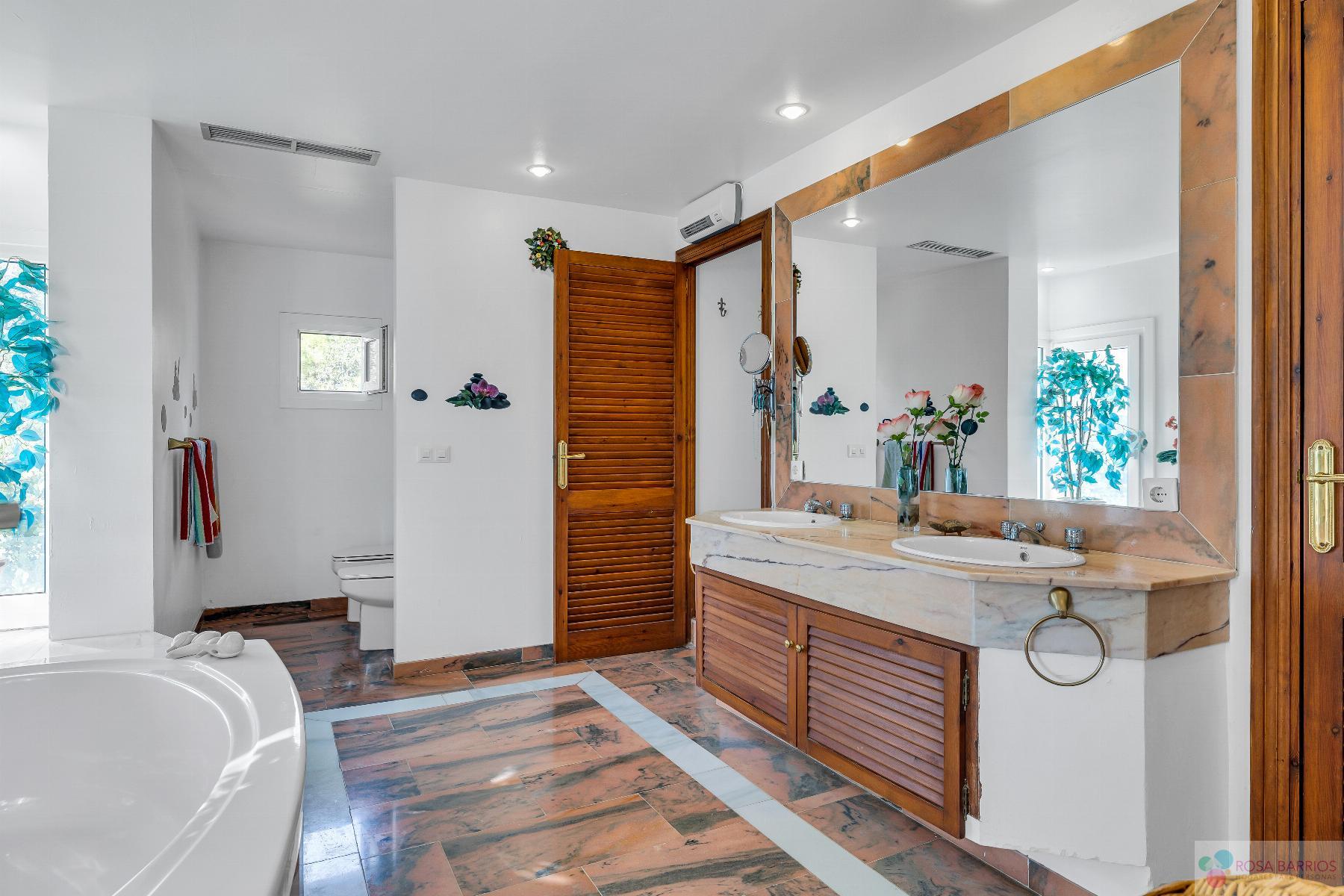 Venta de chalet en Estepona
