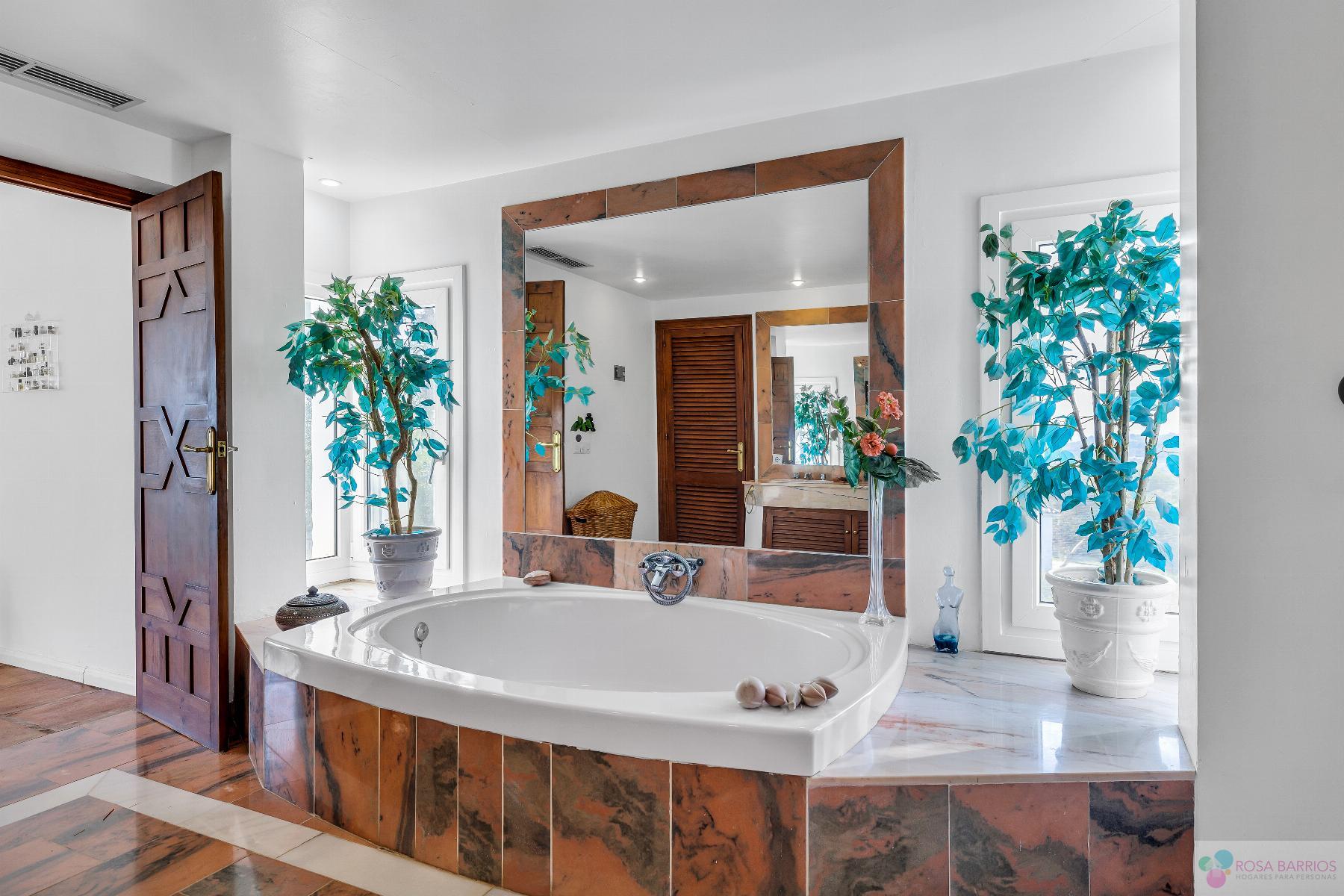 Venta de chalet en Estepona