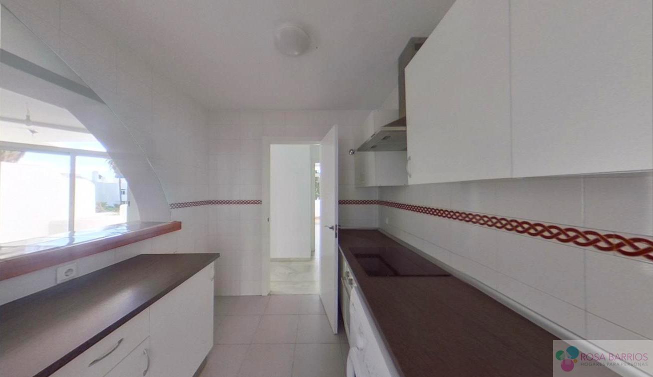 For sale of flat in Mijas