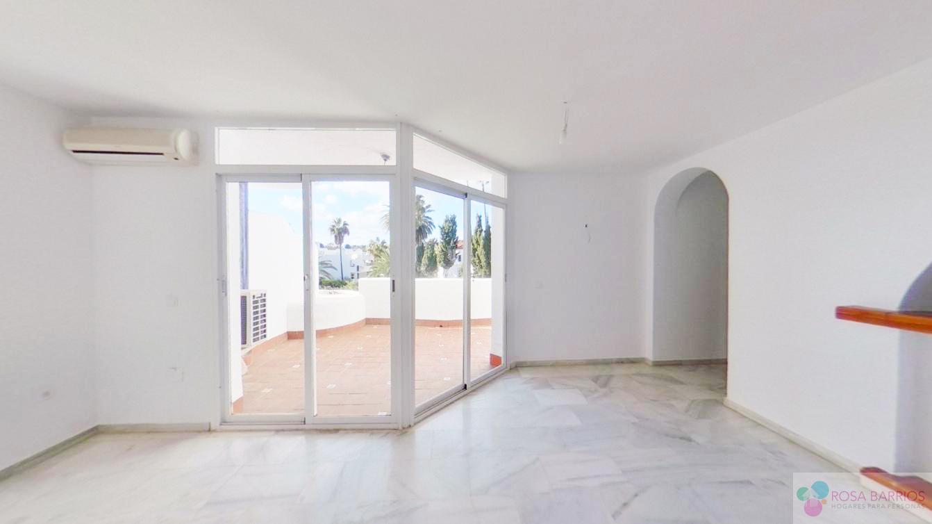 For sale of flat in Mijas